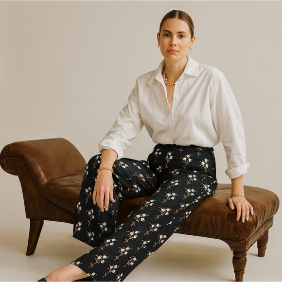 ANTHROPOLOGIE Satin Daisy Floral Wide Leg Pants Black Sz 4 {3Z43} - Picture 1 of 4